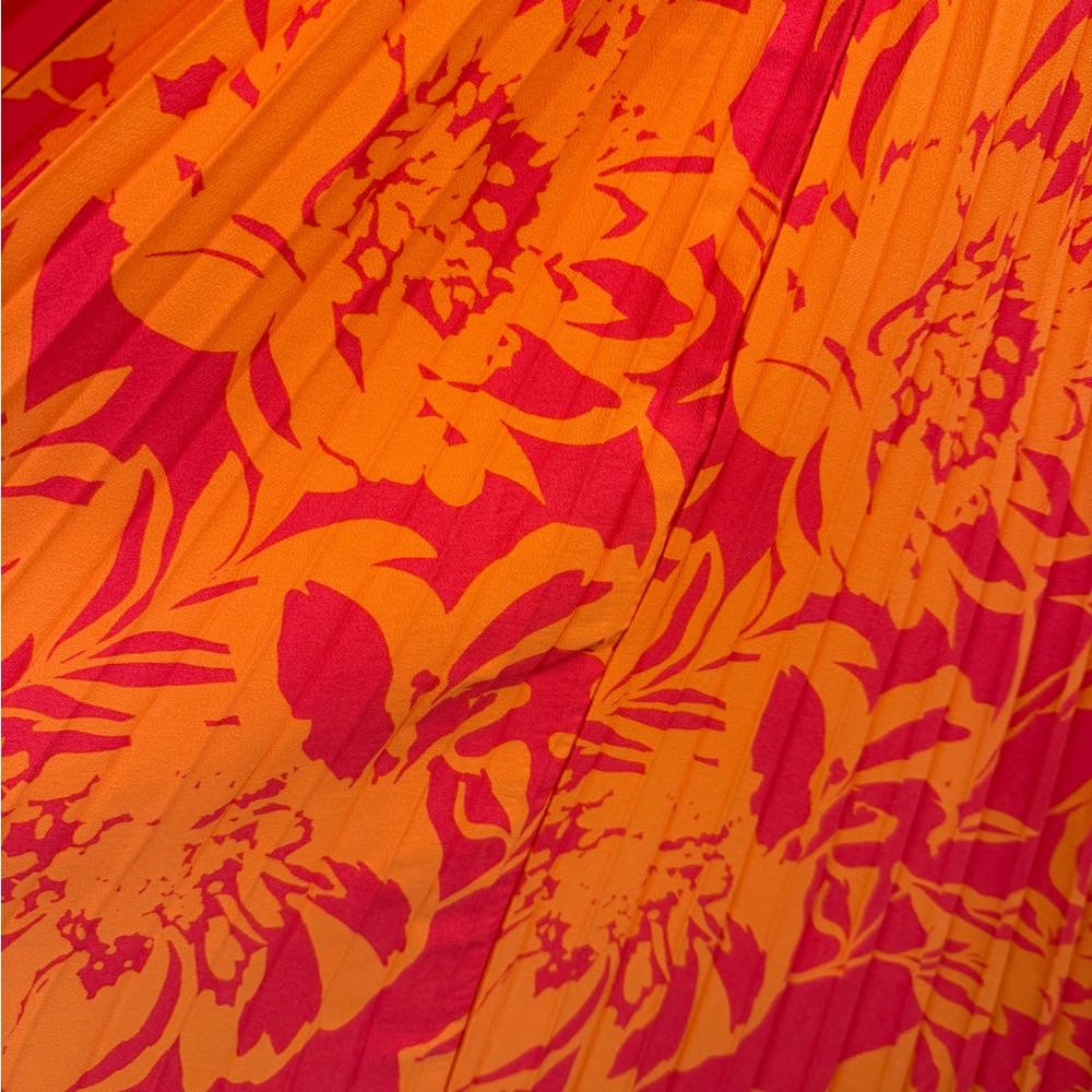 Astr Red and Orange Floral Midi Dress - Picture 5 of 8